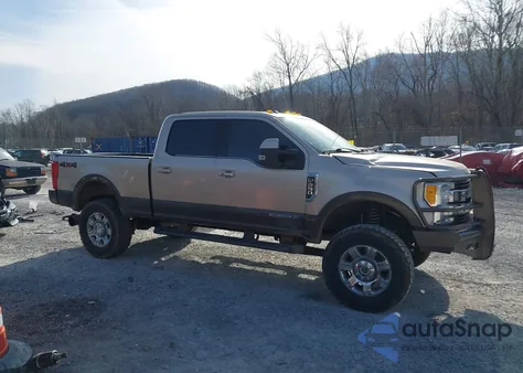 2017 Ford F-250 King Ranch z USA, uszkodzony, nr VIN 1FT7W2BT7HEE17517